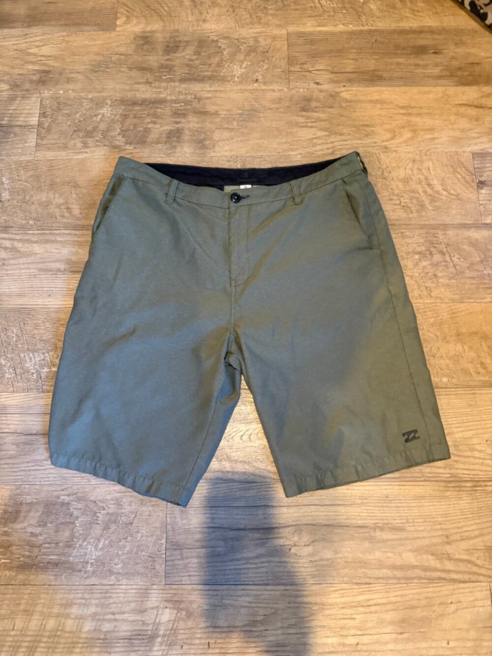 Billabong Olive Green shorts feature a subtle black logo  (size 38) quick dry